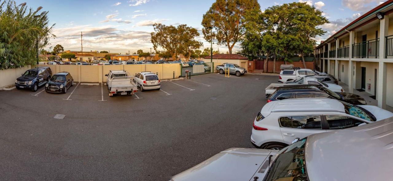 Quality Hotel Bayswater Perth Luaran gambar